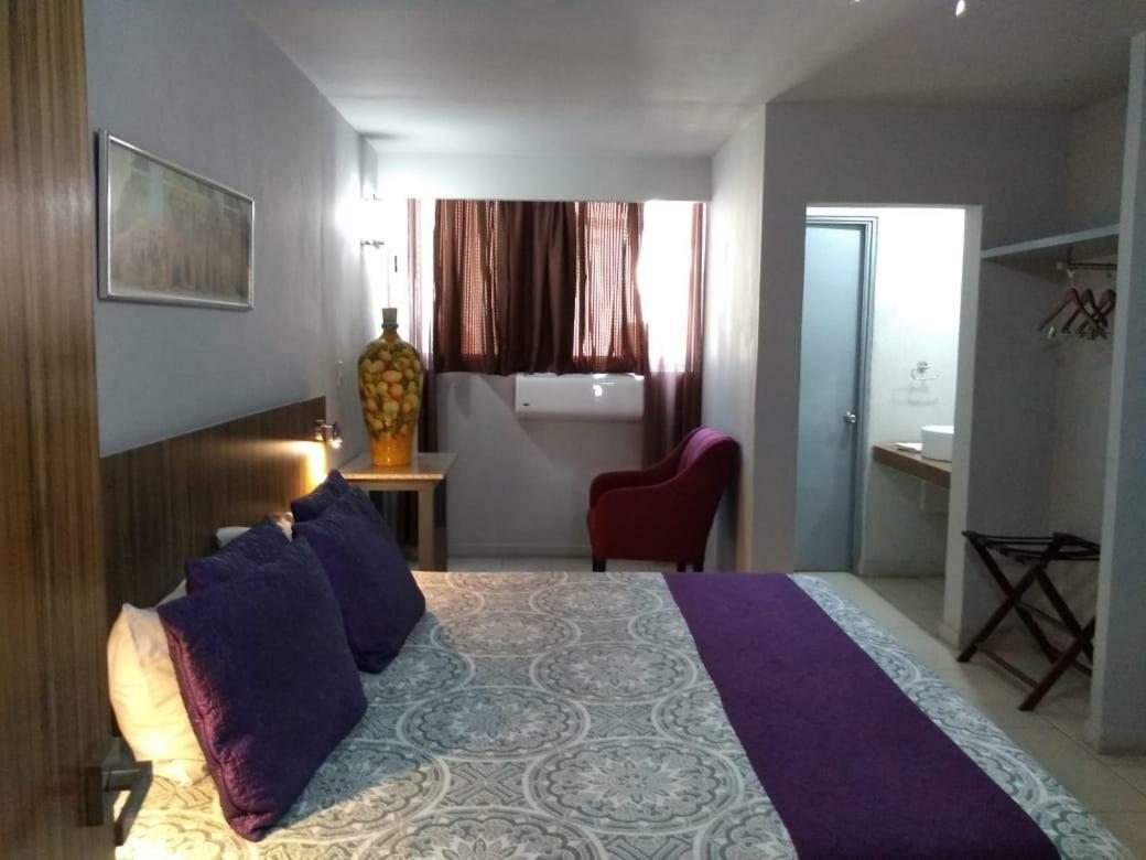 Hotel Fg León Exteriör bild